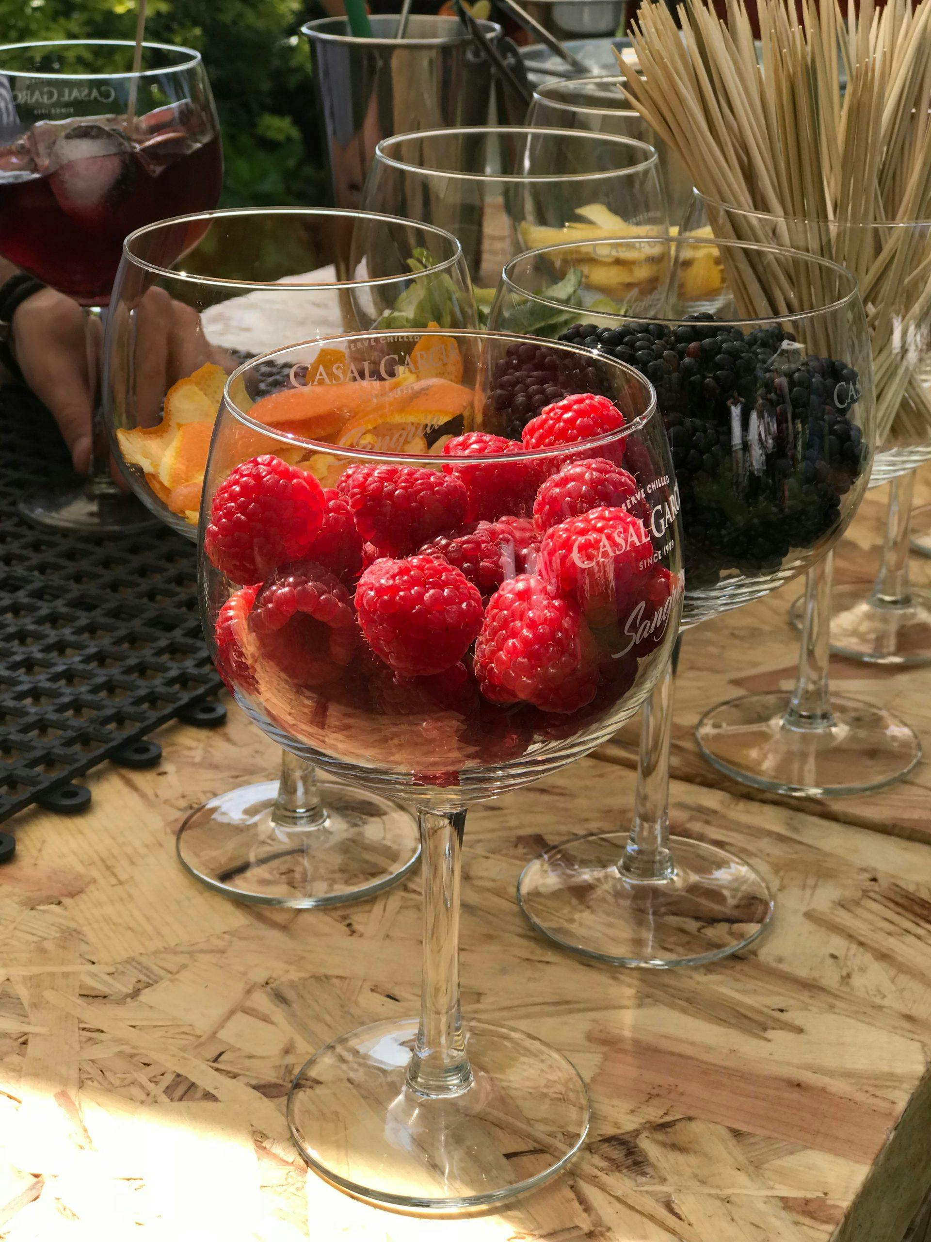 Noe av det mest gøyale jeg har smakt i denne nye kategorien, er Sangria i både en hvit og en rød variant. cocktail tilbehør